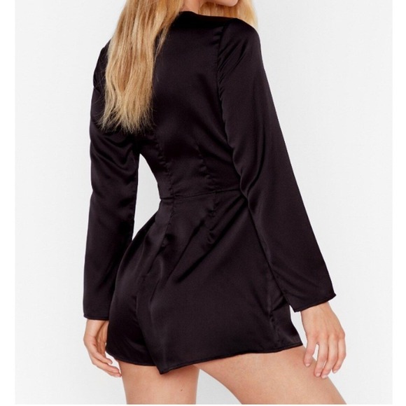 Nasty Gal You Gotta Dance Satin Tie Romper Black size 10 -New- - Picture 5 of 10